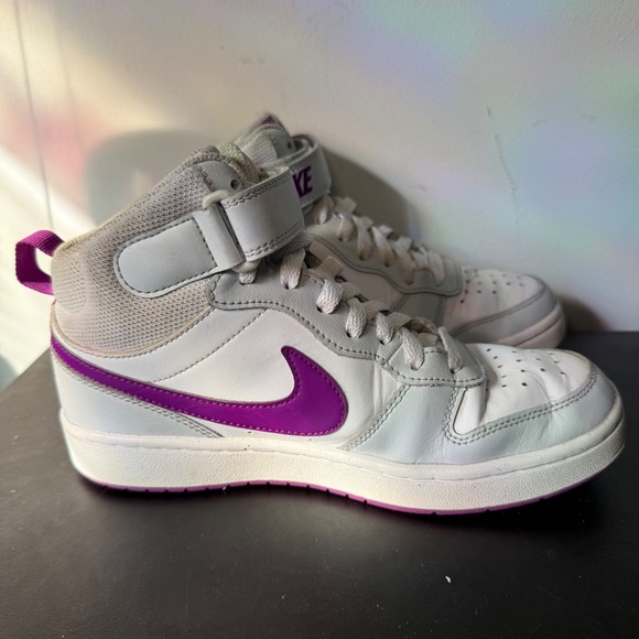 Nike Court Borough Mid 2 Sneakers Shoes Youth Size 5.5Y CD7782-009 White Purple - Picture 8 of 9